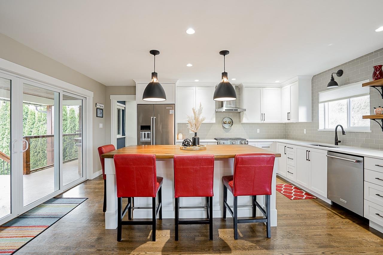 294 W Murphy Dr