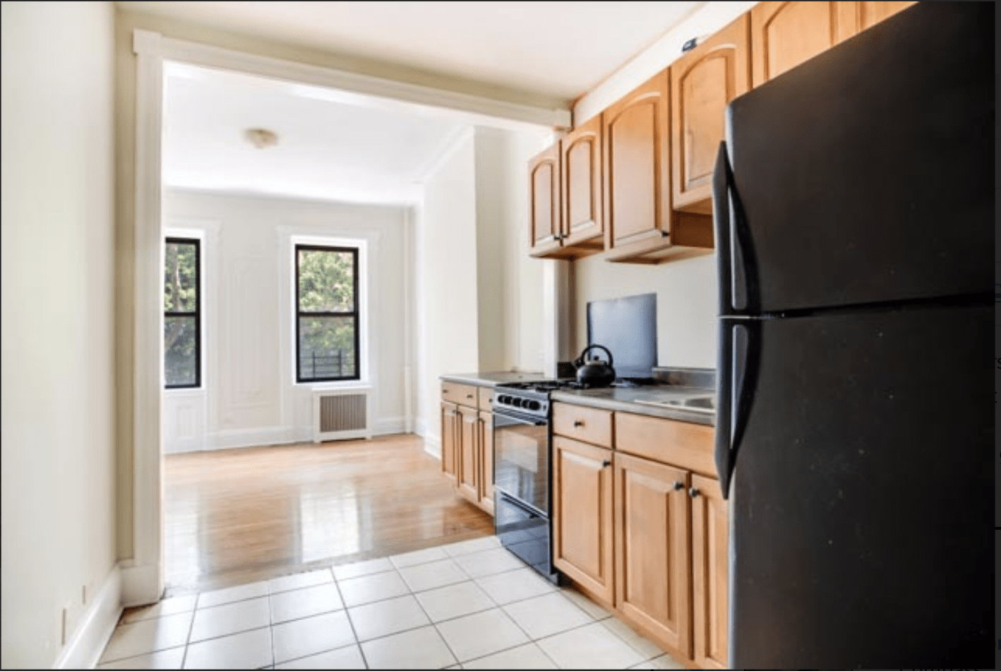 859 Halsey St, #2E
