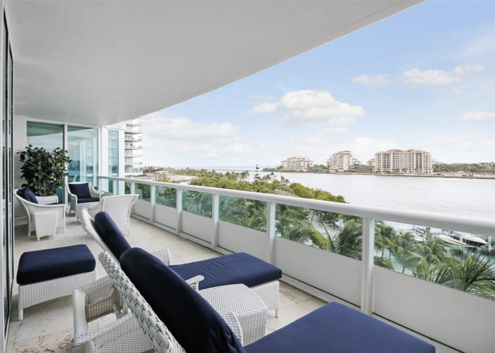 1000 S Pointe Dr Unit: 503