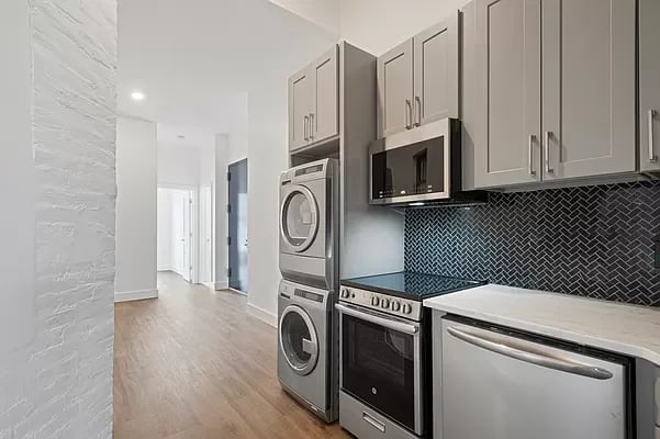 197 Franklin Street Unit: 4L