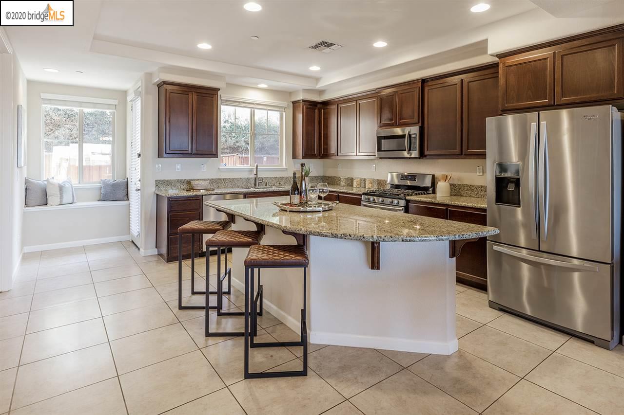 6312 Rocky Point Ct Oakland, CA, 94605