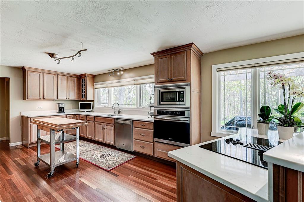 5735 Brookwood Rd