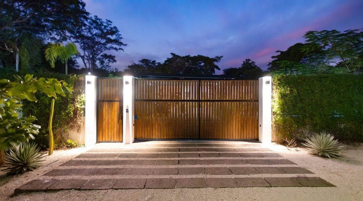 Solar Home With Guest Casitas, Tamarindo, Guanacaste