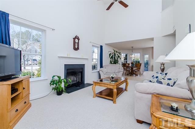 100 polyanthus Place