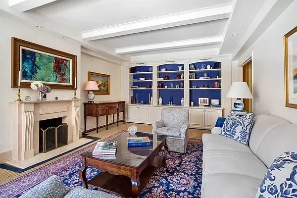 136 East 64th Street Unit: 7E