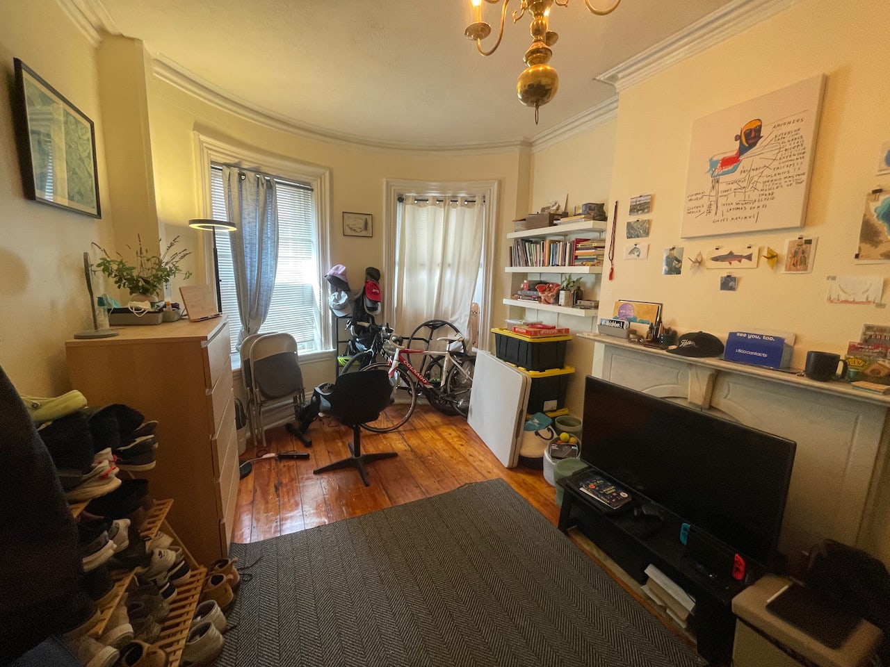 East Springfield Street - 1 Bed 1 Bath - Pets Negotiable - Heat/HW included! JUNE 1 - PARKING INCLUDED! 