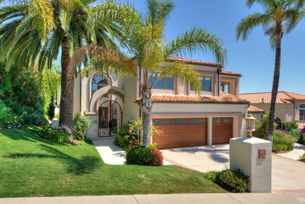 1524 Lachman Lane