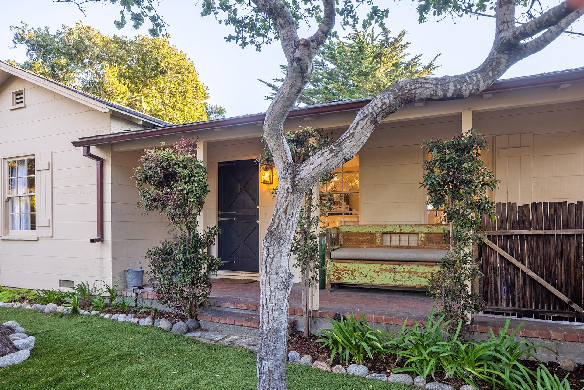 The Paddle Inn  |  Carmel-by-the-Sea Luxury 