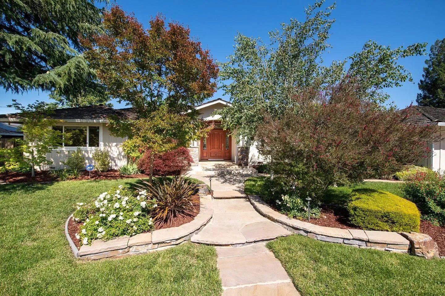 13196 Ten Oak Way