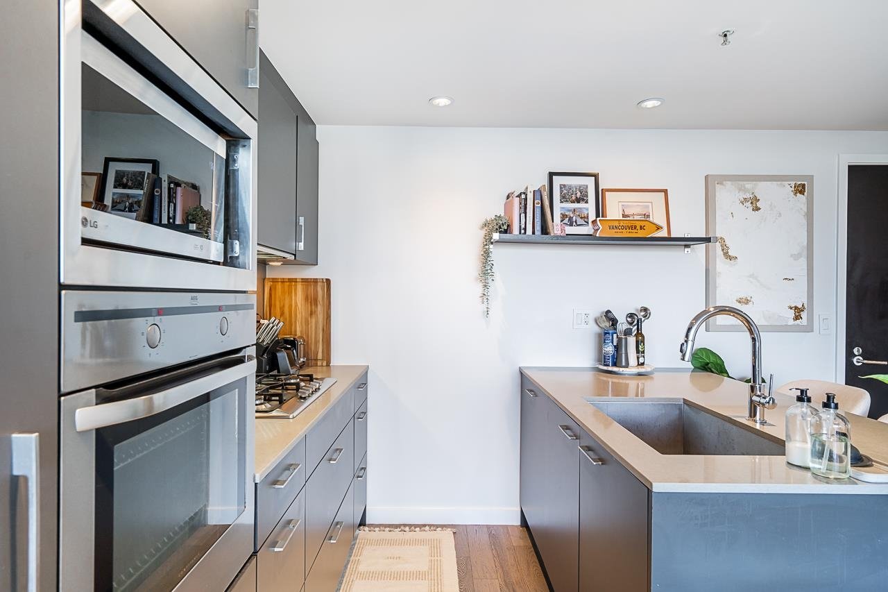 304-728 W 8th Ave