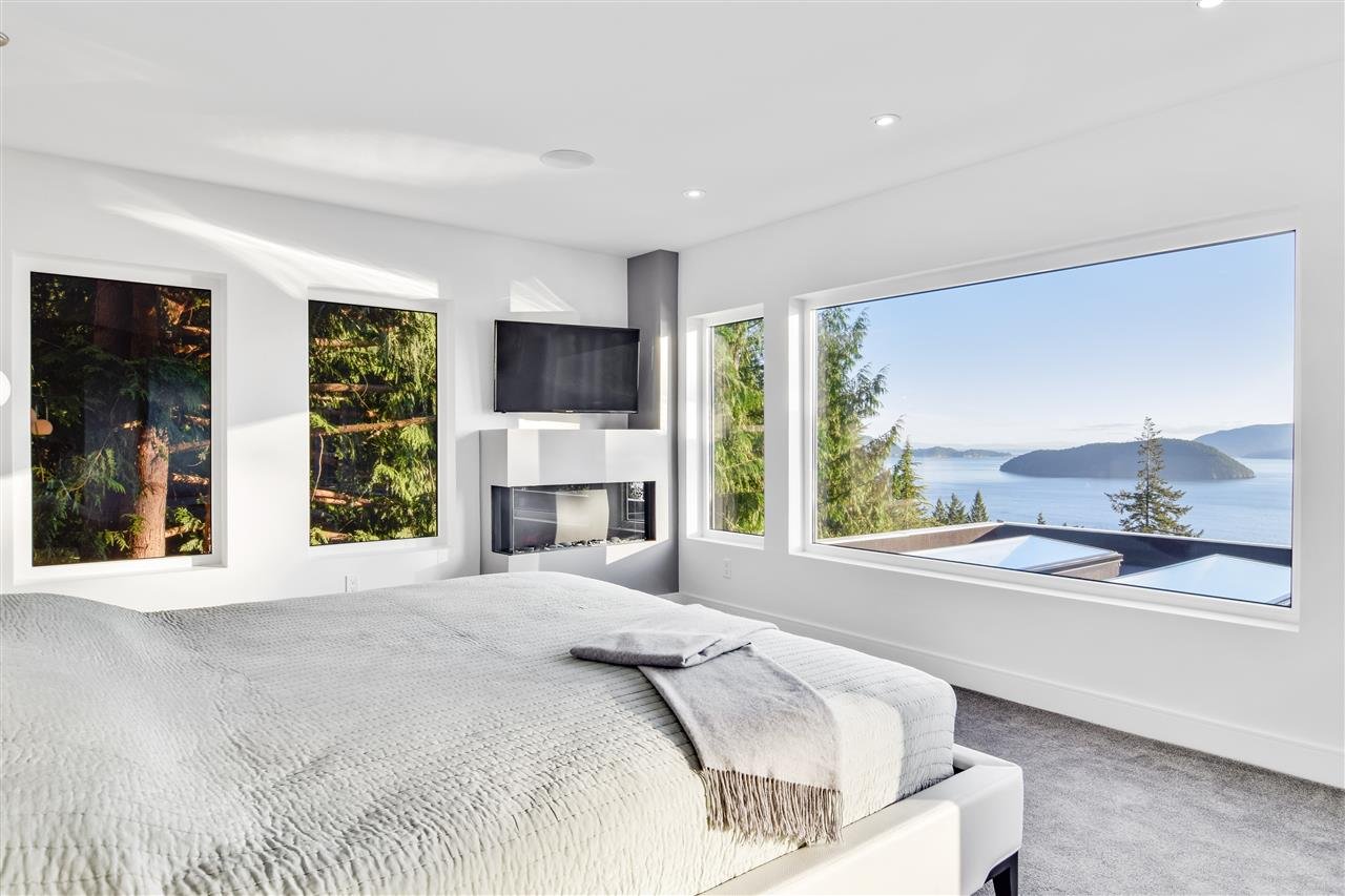 233 Bayview Rd