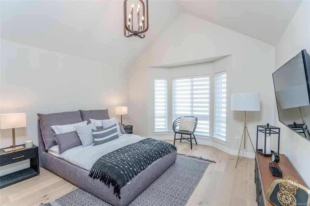 2983 Burlington Cres