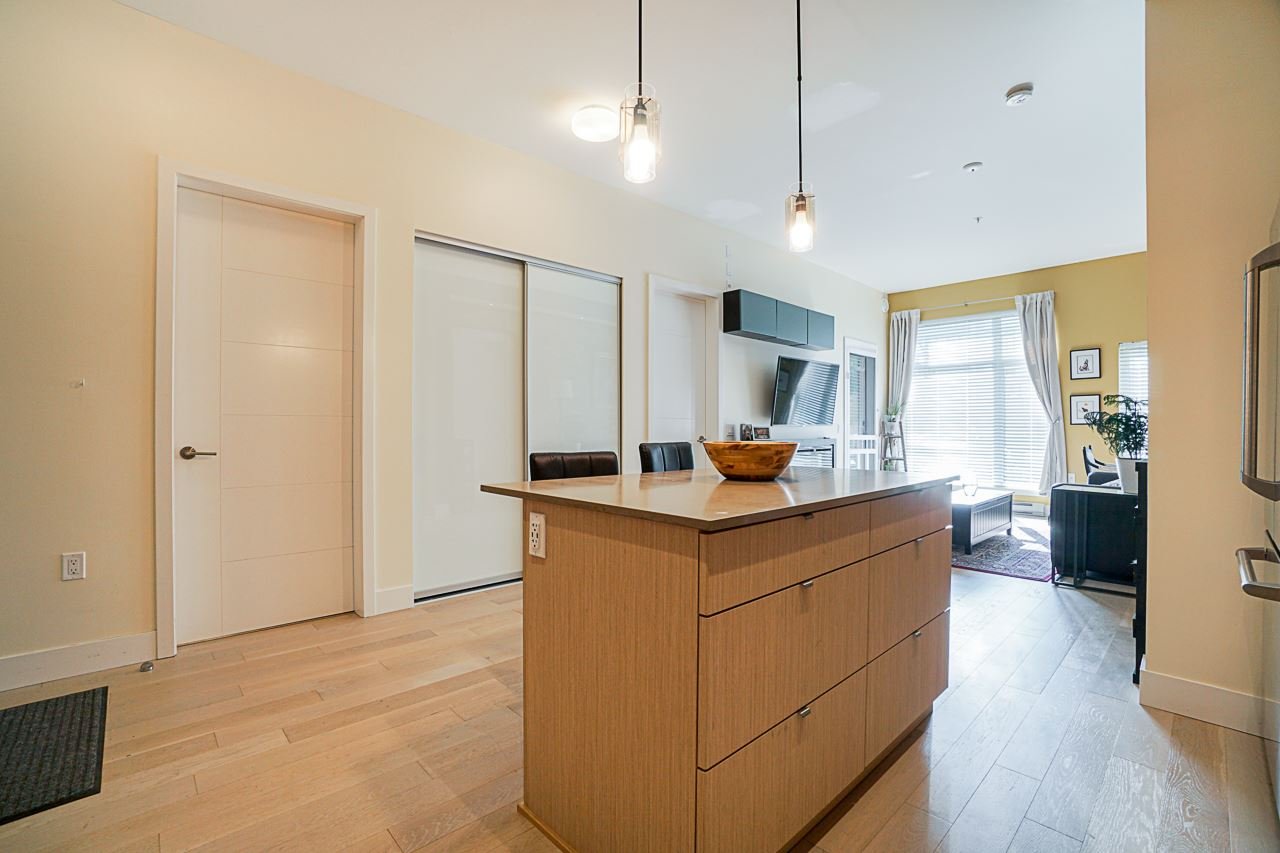 115-262 Salter St