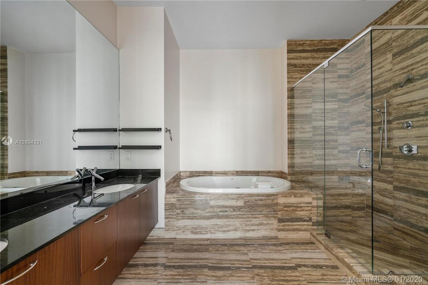 15901 Collins Ave, #4202