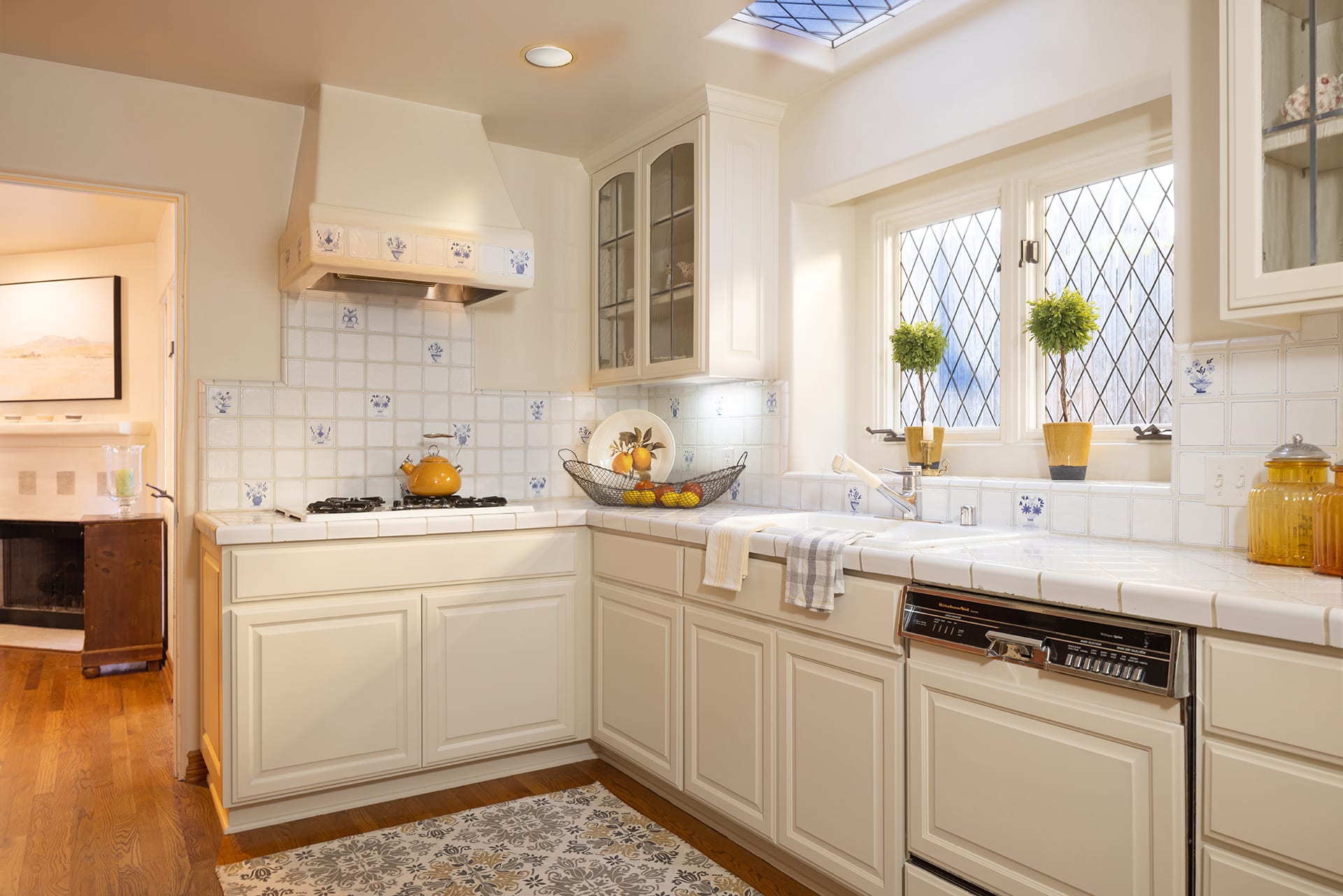 Charming Carmel Cottage