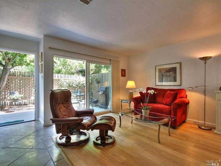 237 Roundtree Way