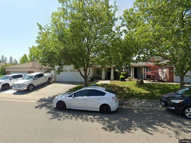 979 Rathbone Cir