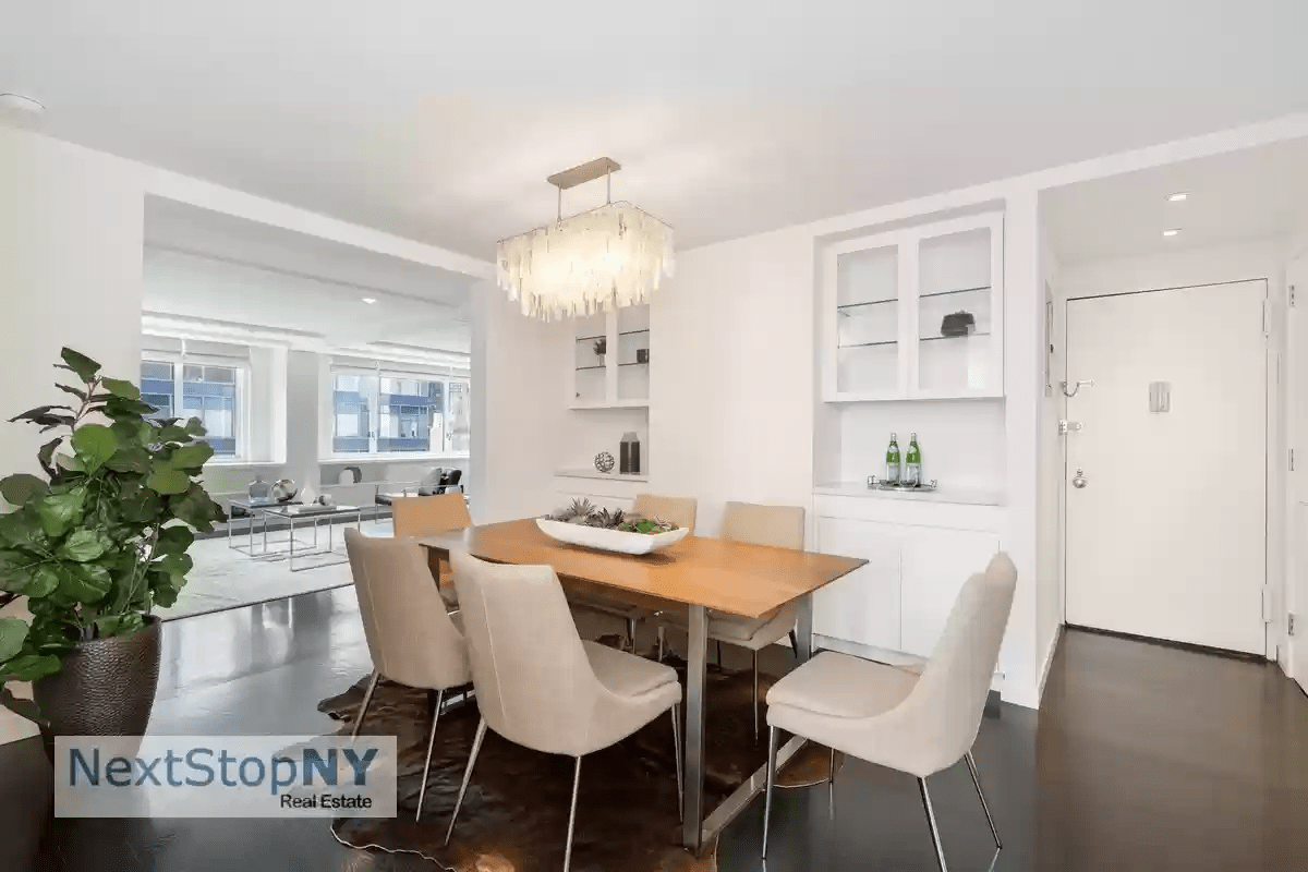 245 E 54th Street Unit: 29MN