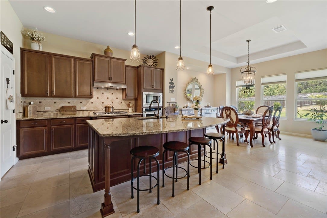 1404 Amarone Dr