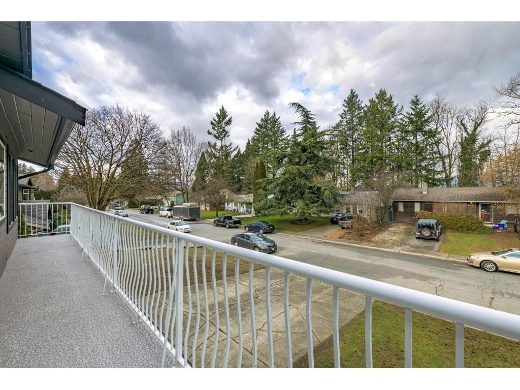 19548 120b Ave