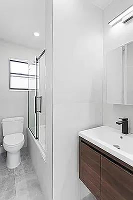 247 East 10th Street, Apt 6