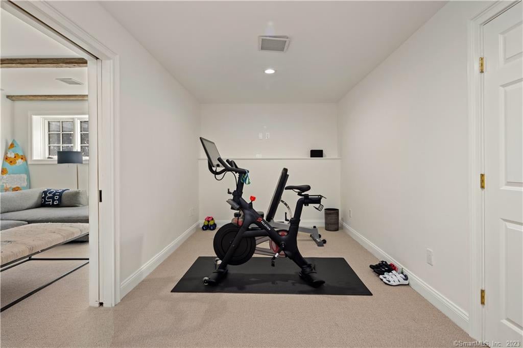 11 Charcoal Hill Rd