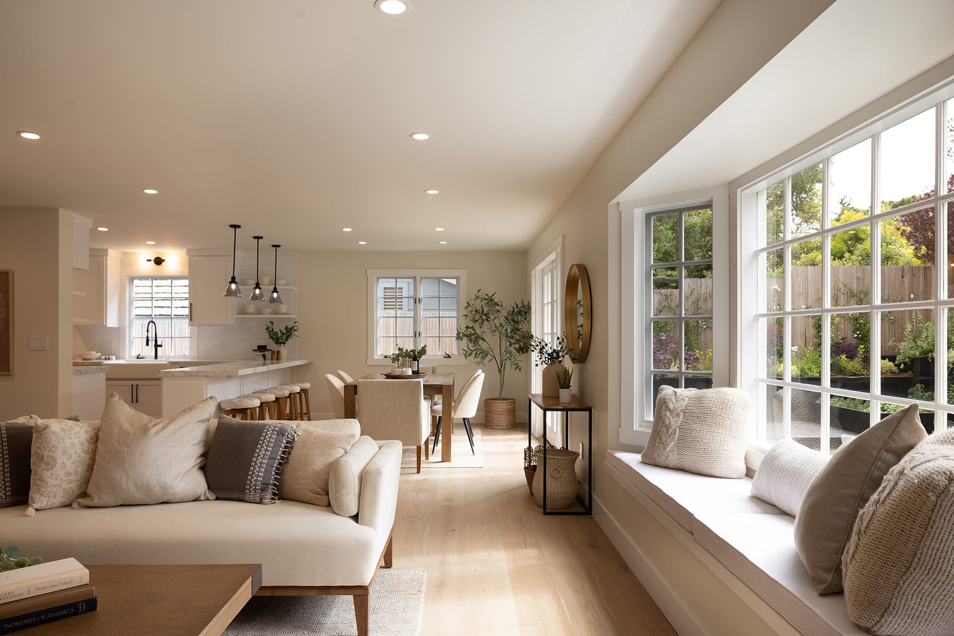Carmel Perfection - Mission 4 SW of 10th