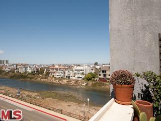 33 Privateer St, #4