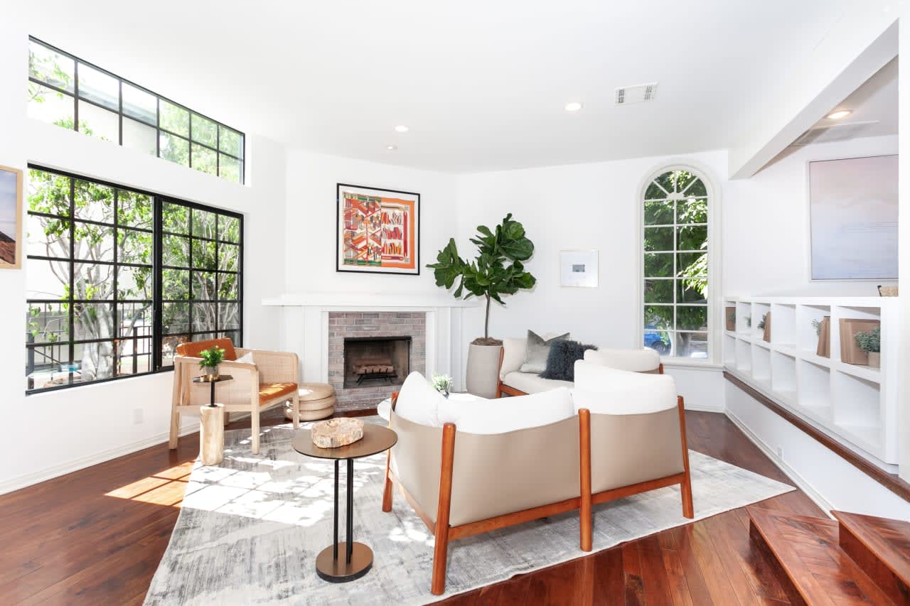 Brentwood Townhouse