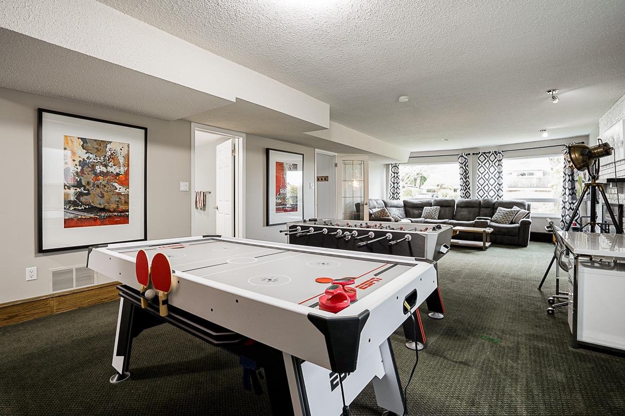 294 W Murphy Dr
