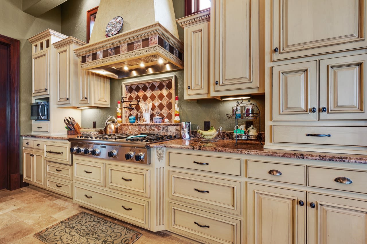 5236 Finisterre Drive