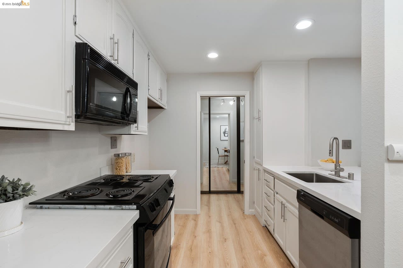 26937 Hayward Blvd #112