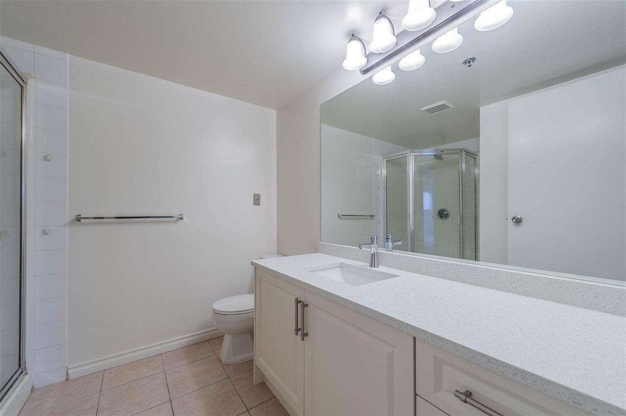 204-7700 St. Albans Rd