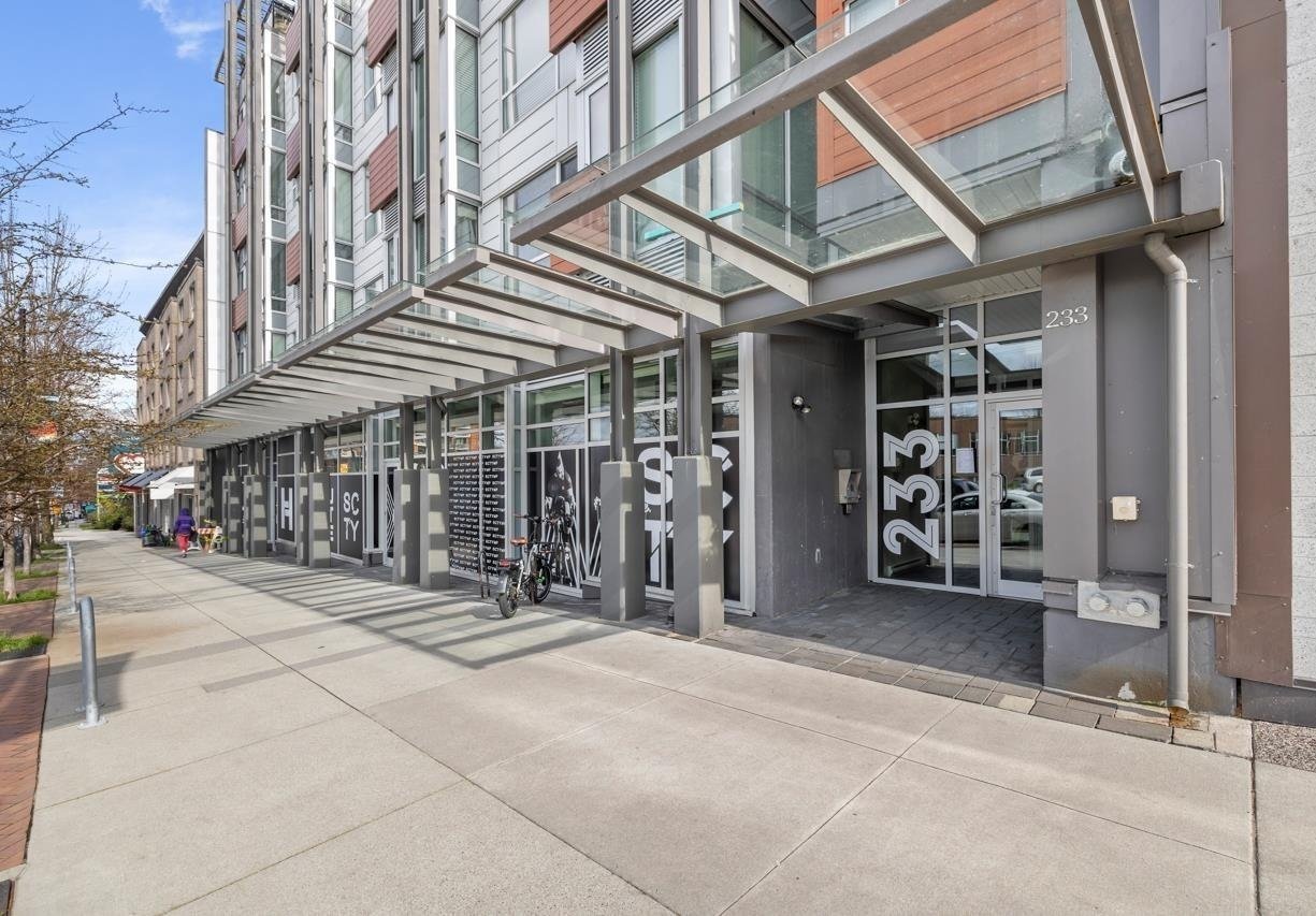 209-233 Kingsway