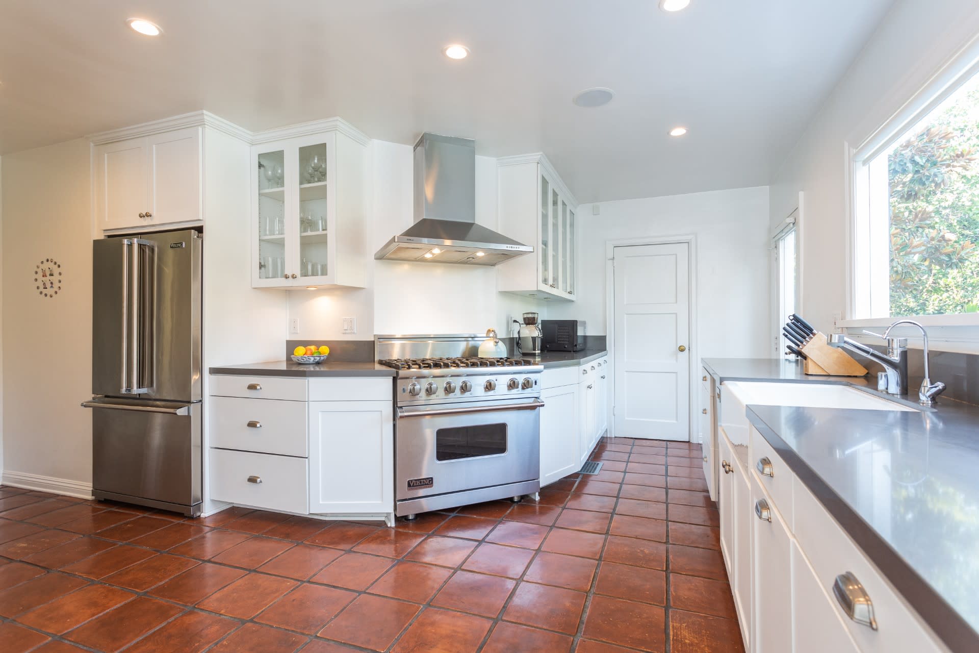 908 Keniston Ave, Miracle Mile