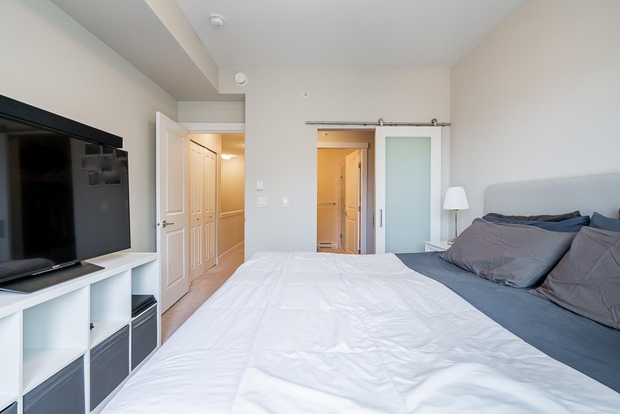 104-20498 82 Ave