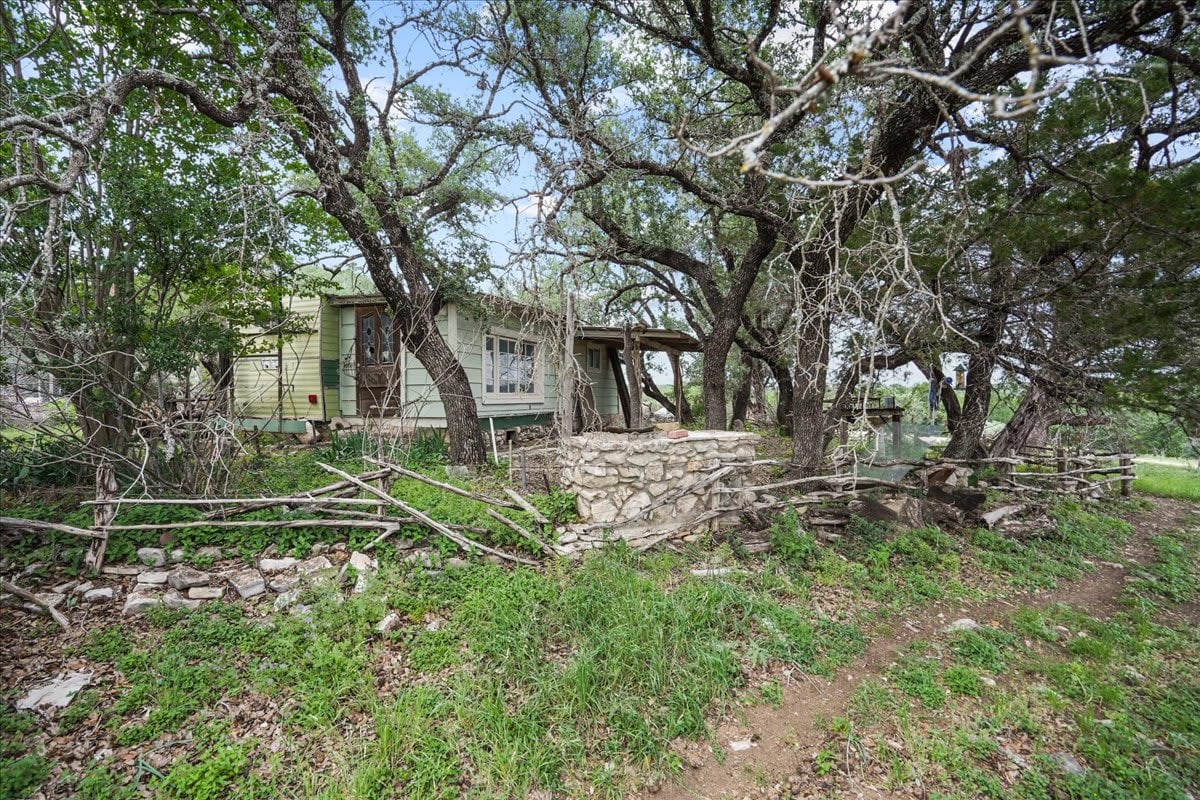 24900 Pedernales Canyon Trl