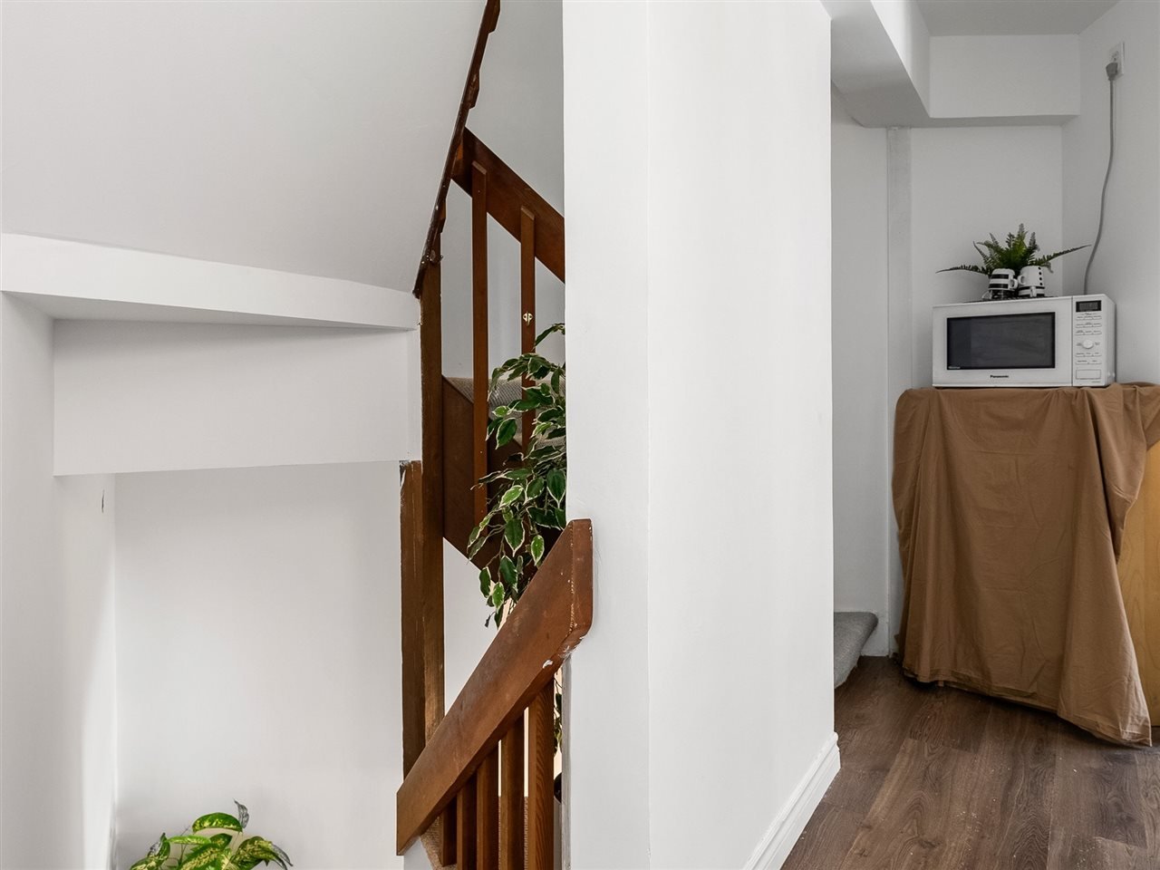12-2561 Tricouni Pl