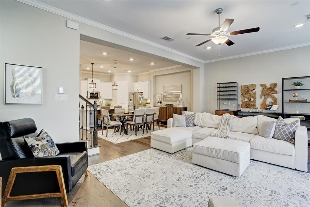 3614 Golf Dr