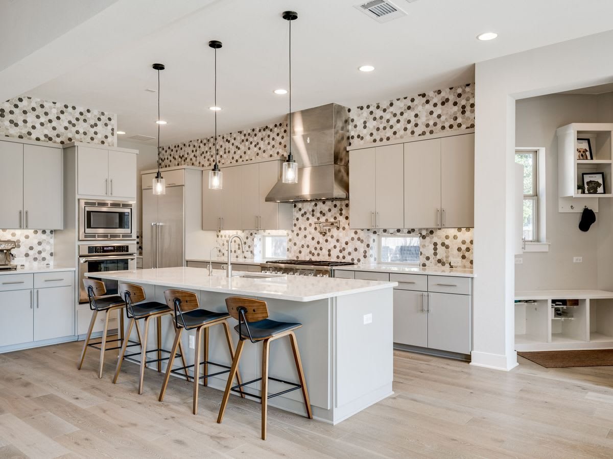 104 Nautical Circle, Round Rock, TX 78681