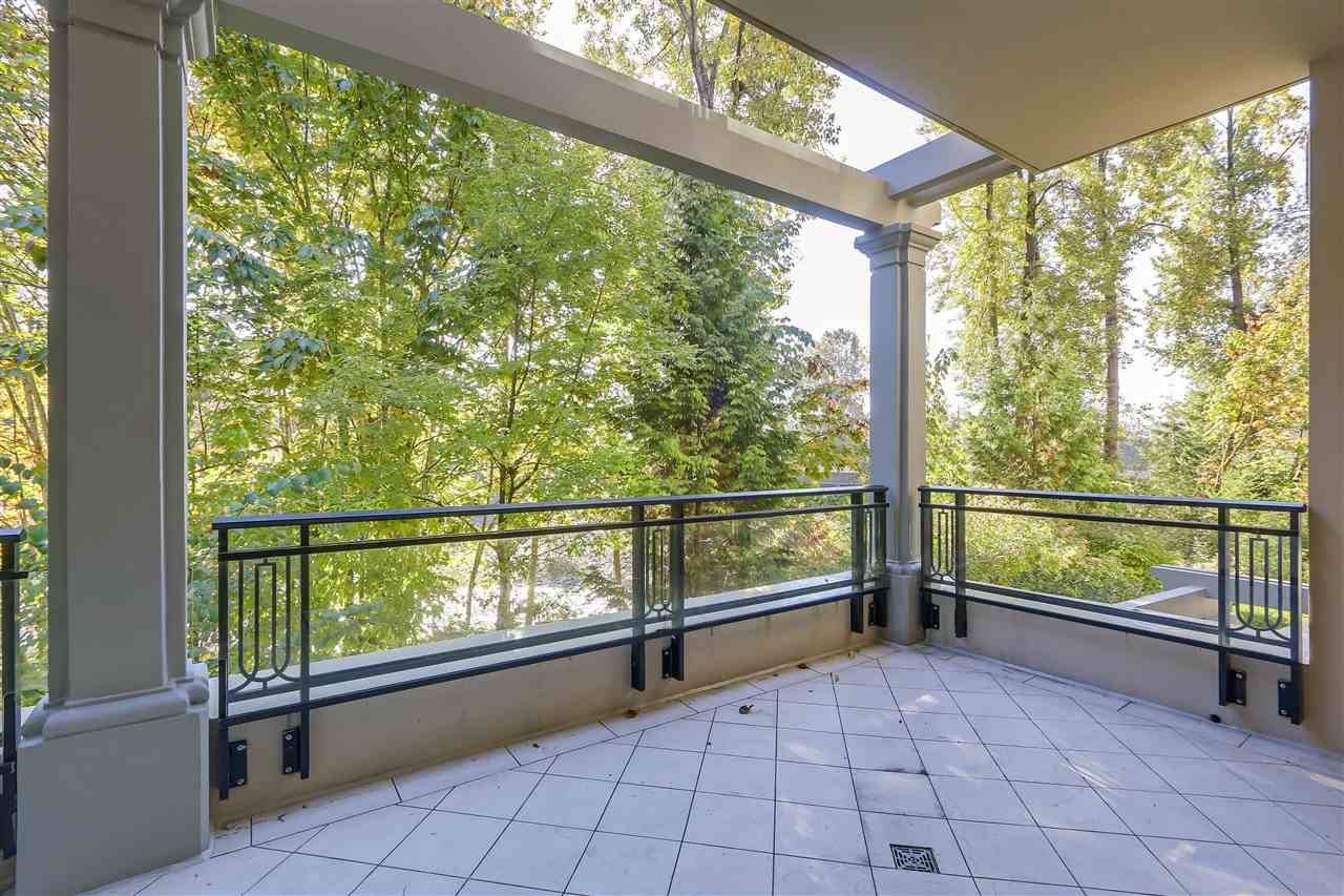 201-526 Waters Edge Cres
