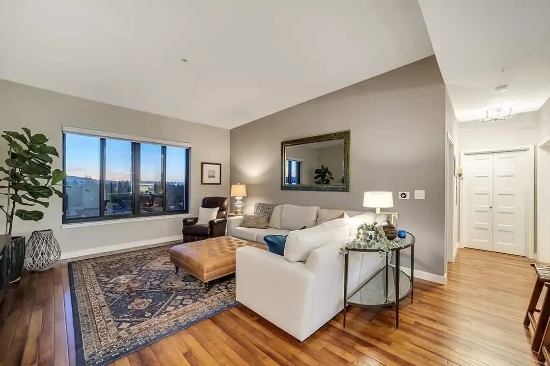 [Video] Stunning Upgrades at Plant 51! Top Floor Condo Next to Future Google Campus