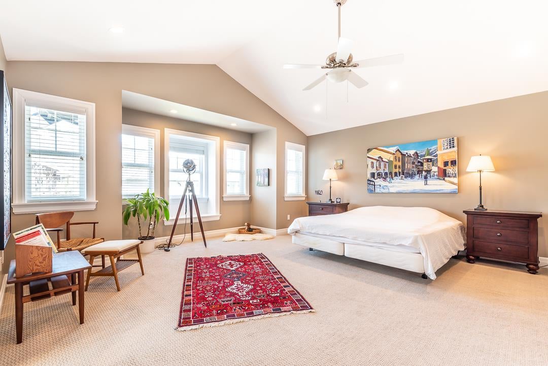 1069 Jay Cres