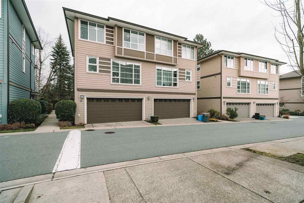 46-15405 31 Ave