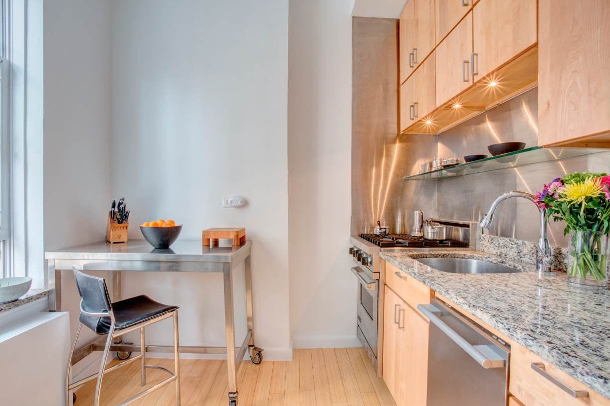 362 W 20th St