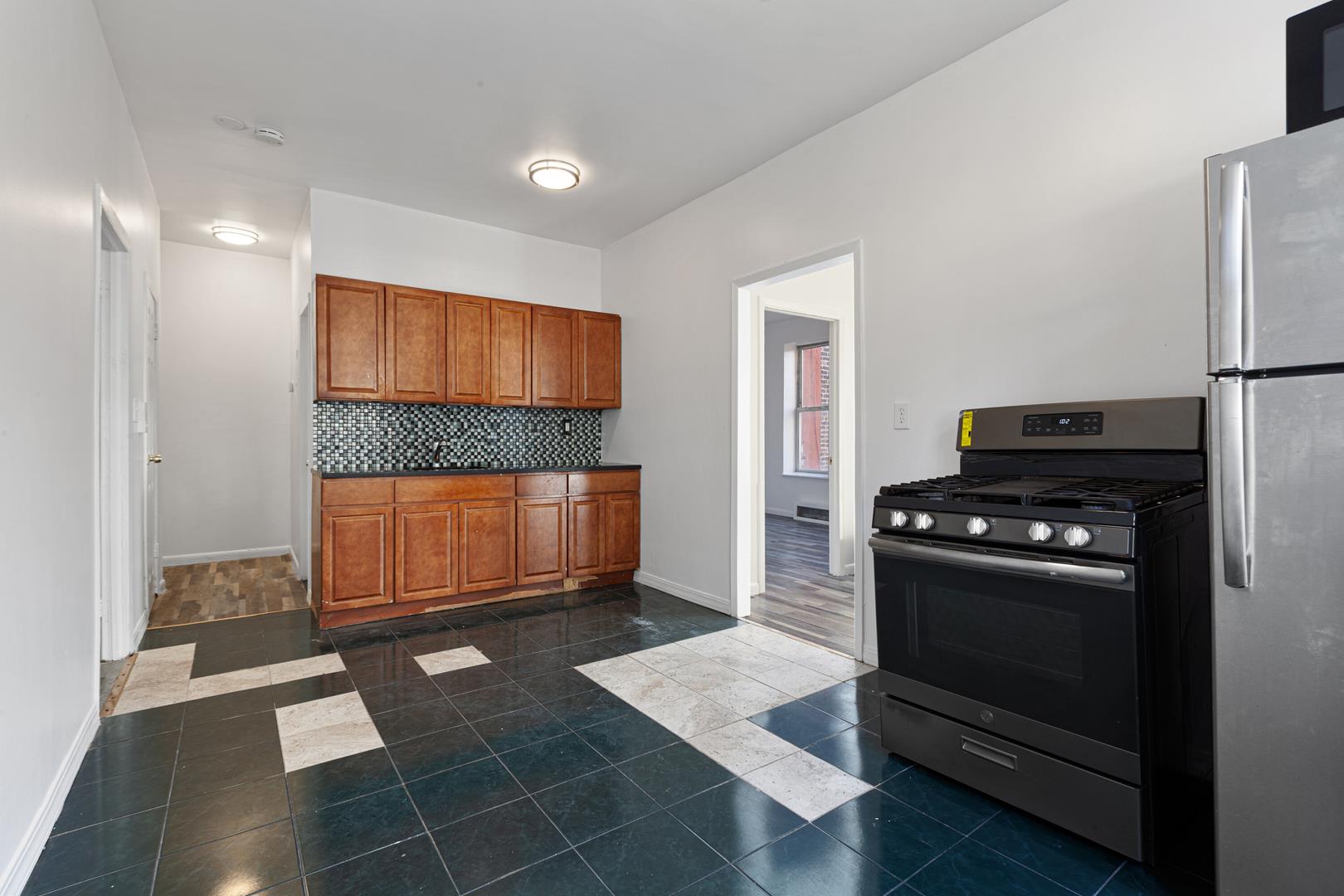 280 Grafton Street, Apt 2-F