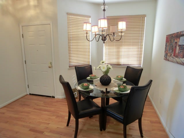 250 Santa Fe Terrace #319