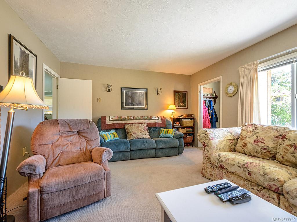 592 Atkins Ave, Langford