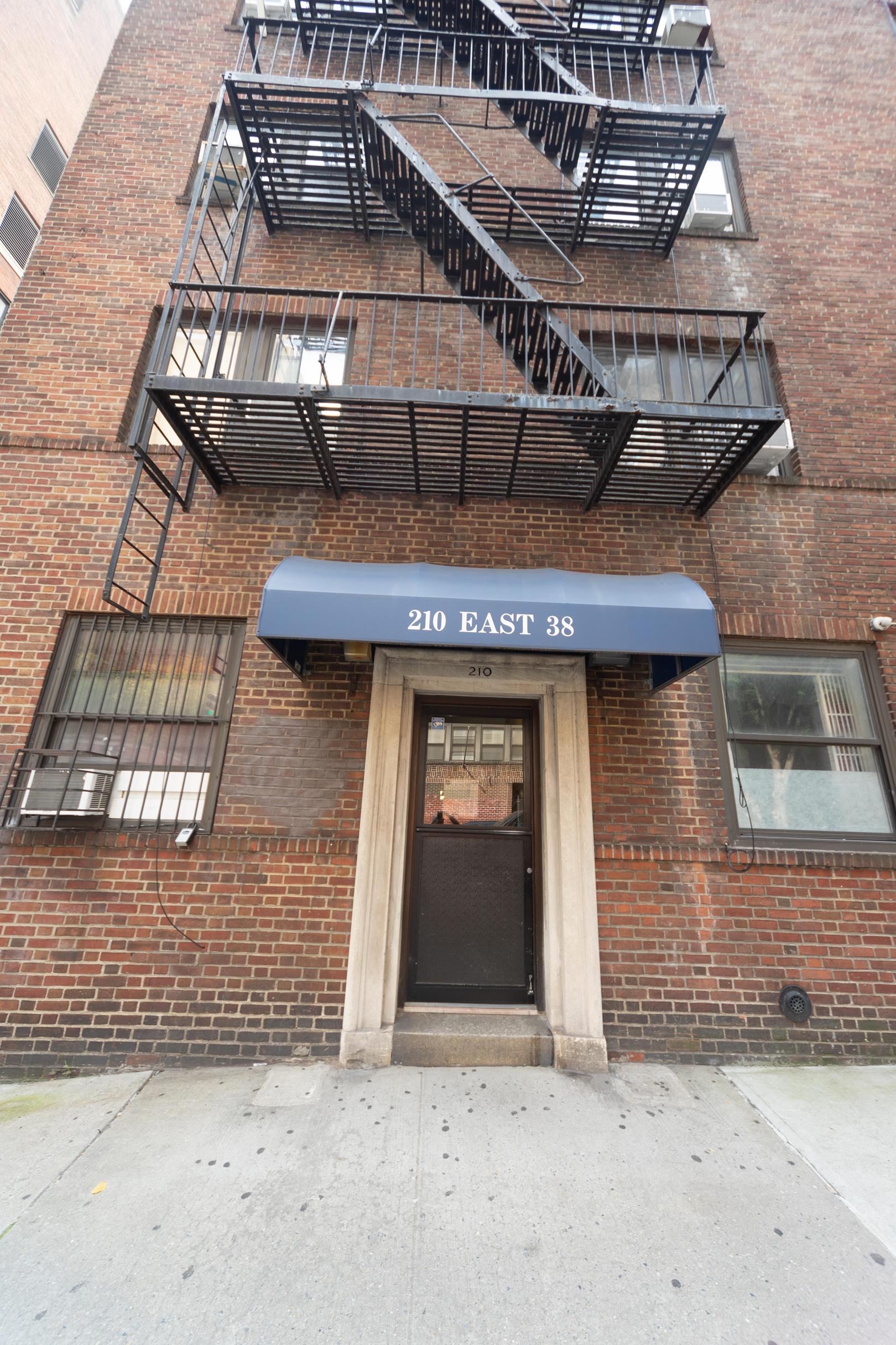 210 East 38th Street, Apt 2-B