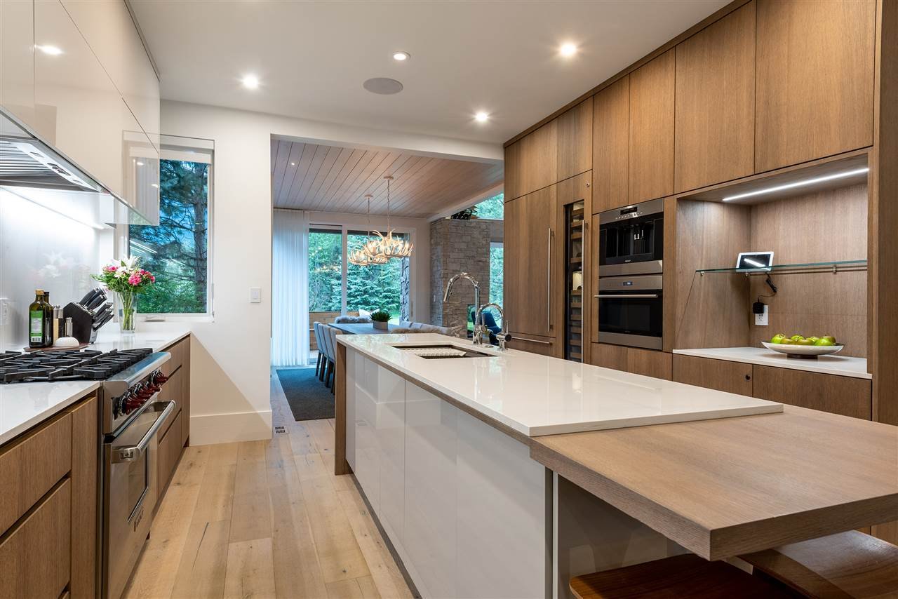 8117 Muirfield Cres